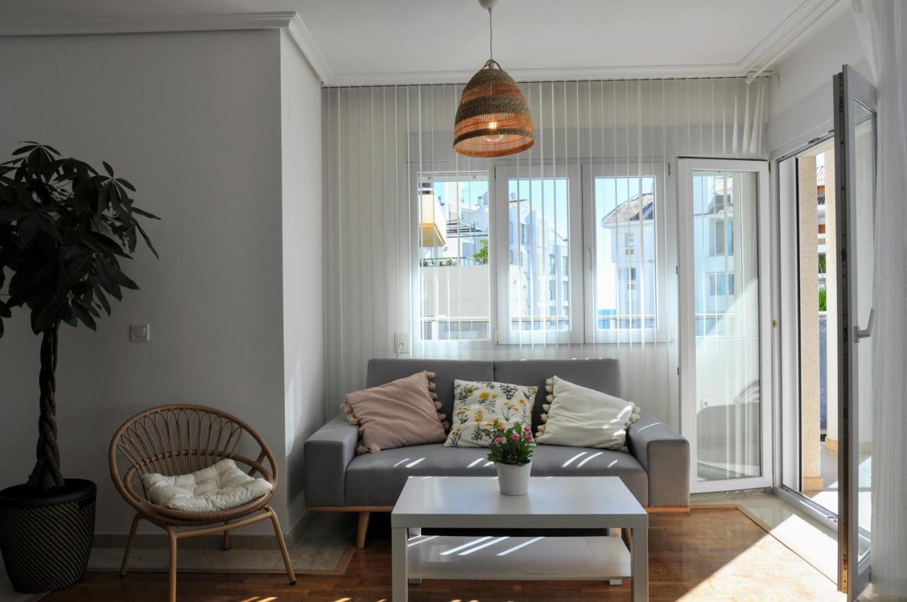 Exclusive Beachside 3 Bedroom Apartment With Pool In อัลเตอา ภายนอก รูปภาพ